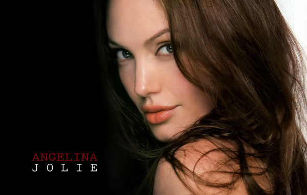 актриса Анджелина Джоли (Angelina Jolie)