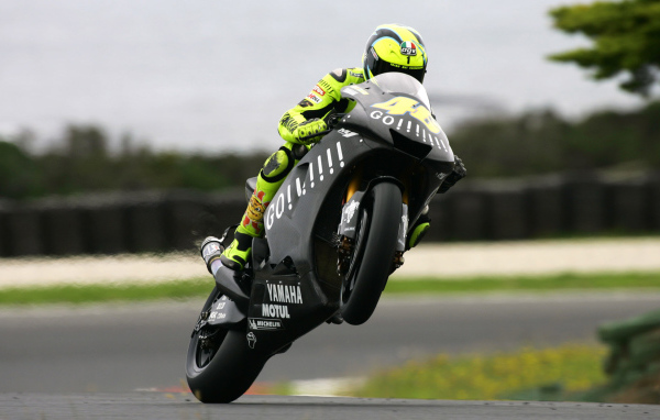 Спортивный мотобайк