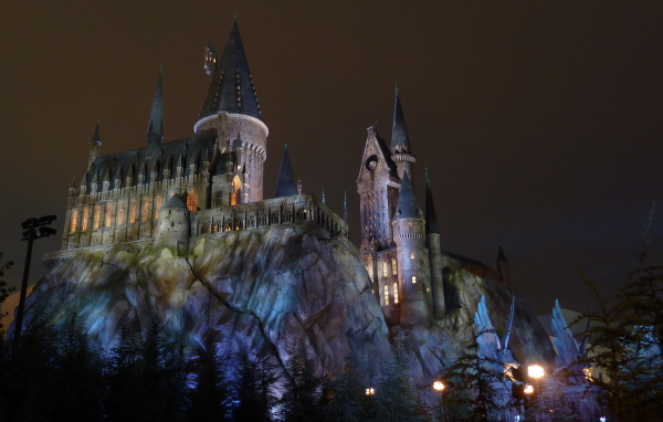 Гарри Поттер, замок Хогвартс