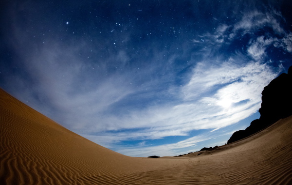 Пустыня ночью