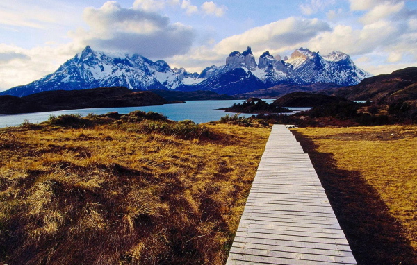 Дорожка к озеру