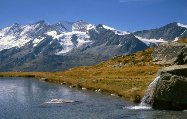 Заснеженные вершины