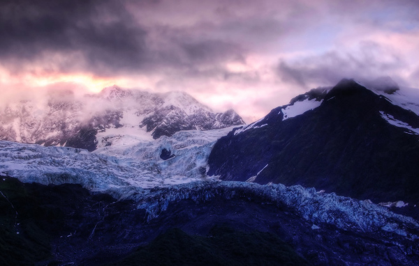 Снег на вершине