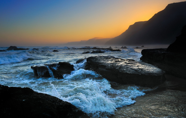 Побережье на закате