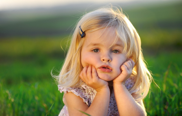 маленькая девочка