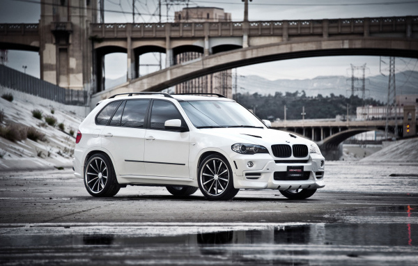 BMW X5 White