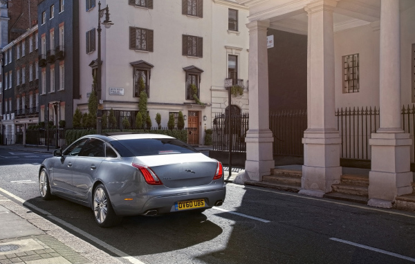 Jaguar-XJ