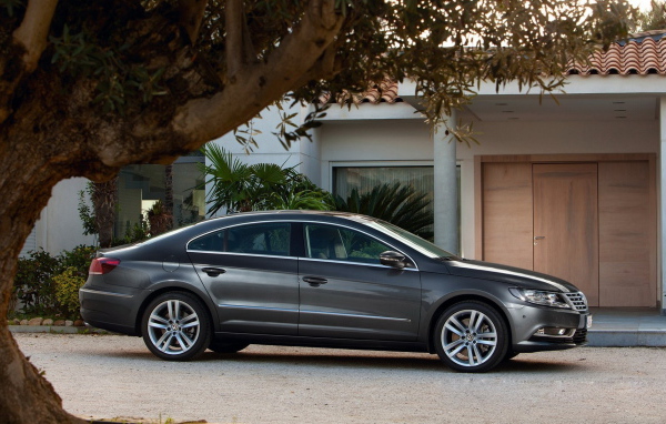 Volkswagen-Passat CC