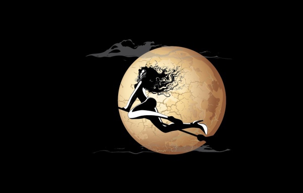 Ведьма на метле