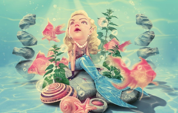 Русалочка на дне