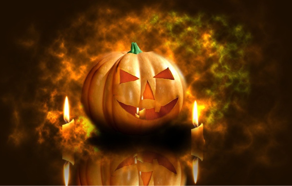 Тыква и свечи