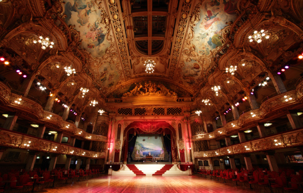 Бальный зал