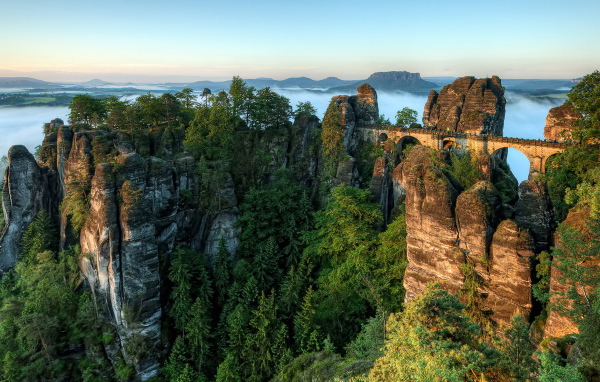 Высокие горы