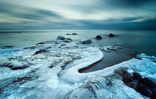 Замерзшие камни