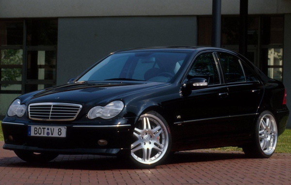  Автомобиль Brabus