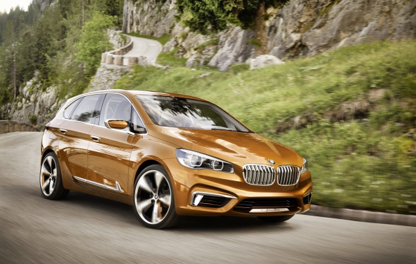 BMW Concept в дороге