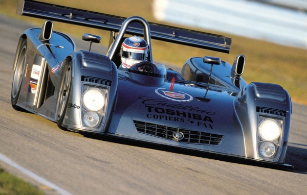 Спортивный автомобиль Cadillac