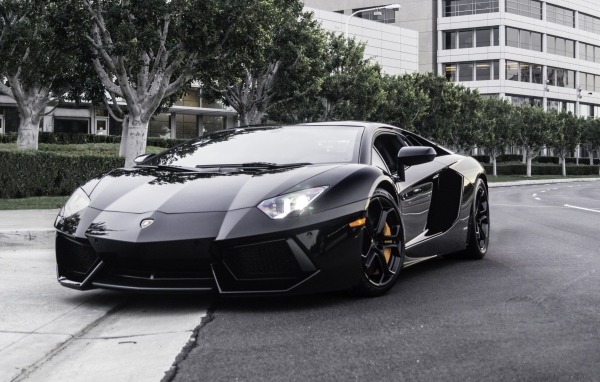 Lamborghini на улице
