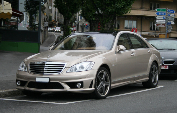  Светло-коричневый Mercedes-Benz S65 AMG
