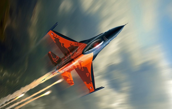 Самолет истребитель F-16