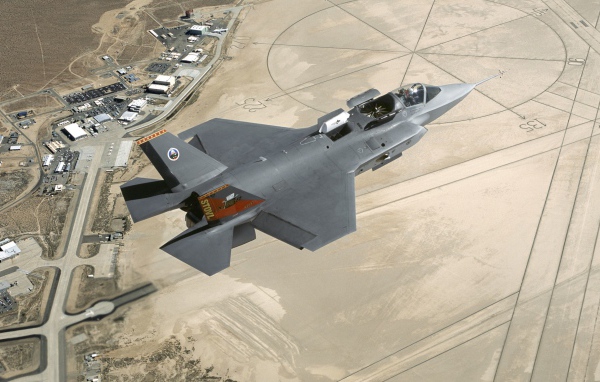 Самолет F-35