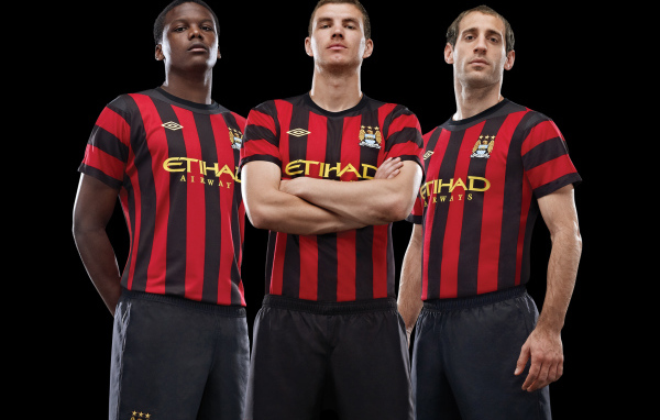 Манчестер Сити одежда Puma