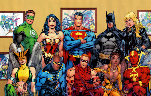 Лига Справедливости позирует для снимка