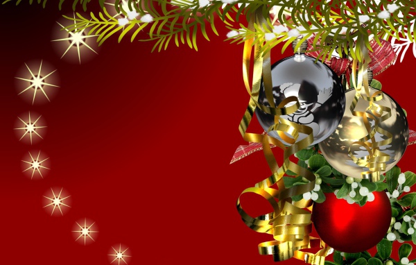 Ёлочные игрушки на бордовом фоне на рождество