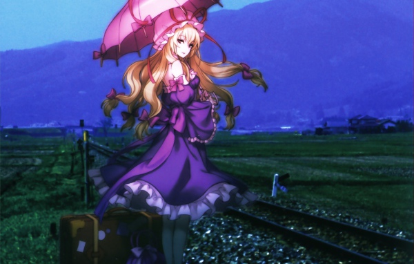 Девушка ждет поезд