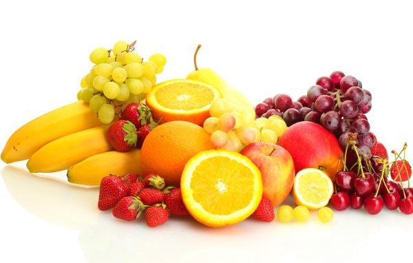 Натюрморт из фруктов и ягод