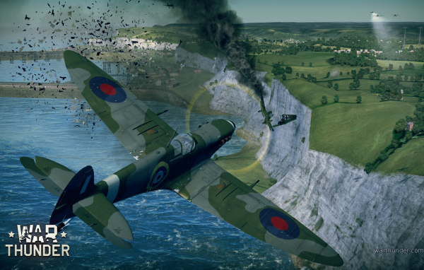 War Thunder американский военный самолет принял удар