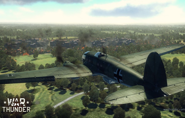 War Thunder военный самолет летит к городу