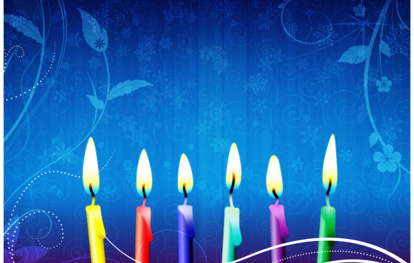 Свечи на день рождения, синий фон