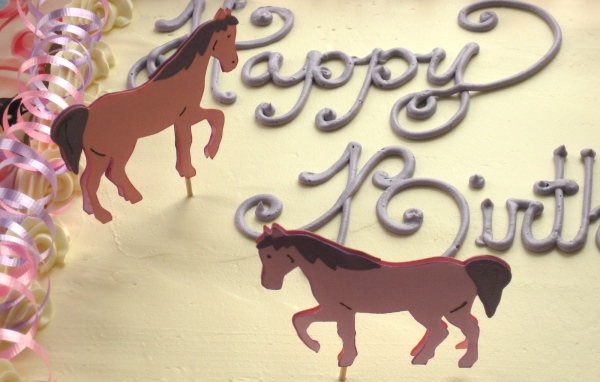 Лошадь из бумаги