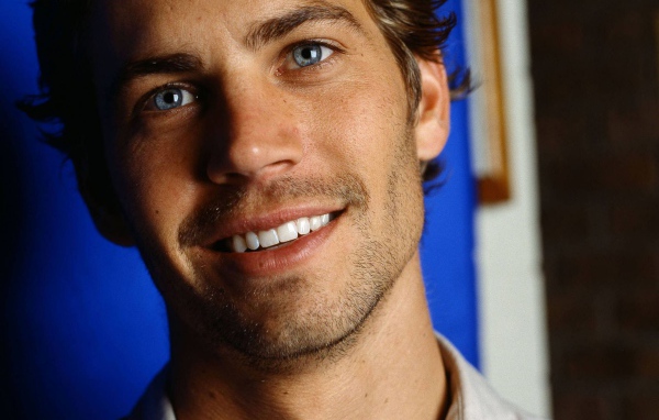 Знаменитость Пол Уокер