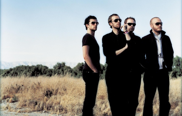 Coldplay носить черное