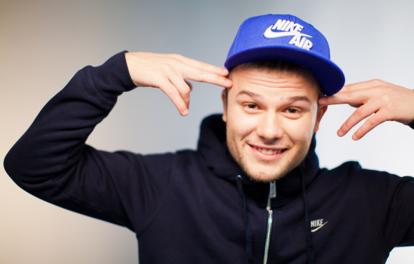 Исполнитель Макс Корж