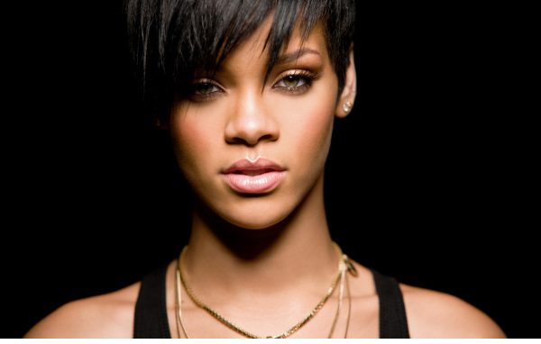 Rihanna В темноте