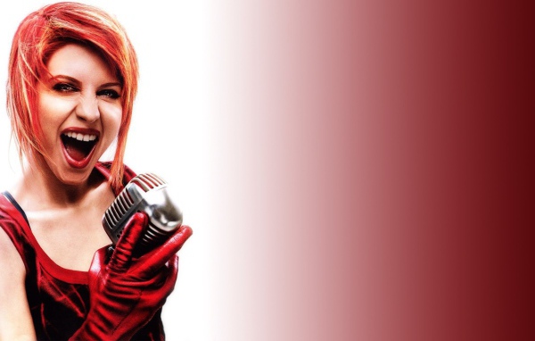 	 Певица Heyley Уильямс