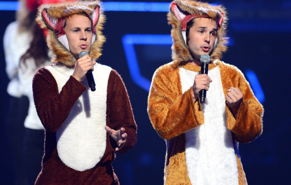 Ylvis с новой песней Что говорит лиса
