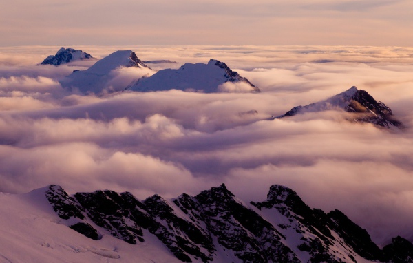 Облака над горами