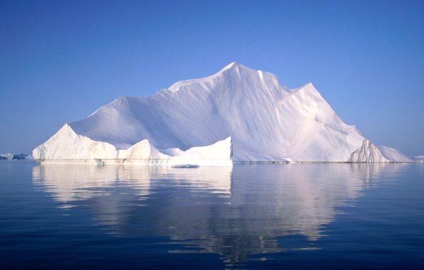 Ледяной айсберг