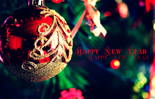 Елочные игрушки шары