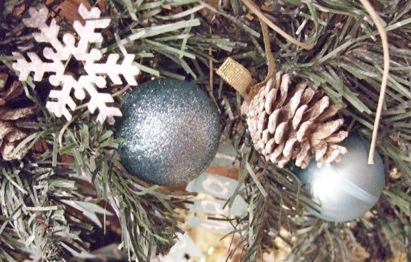 Елочные игрушки из проволоки