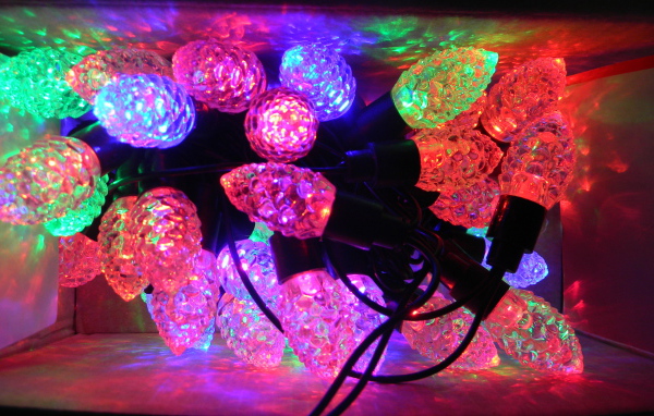 Гирлянда шишки