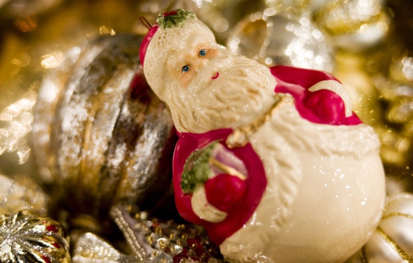 Дед мороз игрушка