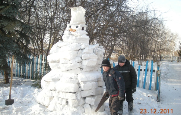 Cнежный дед мороз