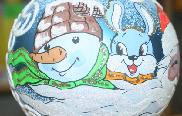 Hеобычные елочные игрушки