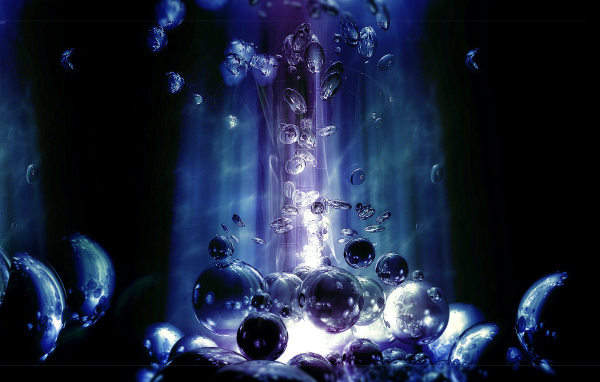 Шары в синем свете