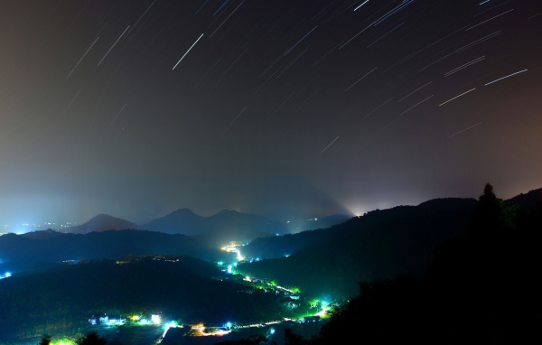 Ночь звезд снято с  длительной экспозицей